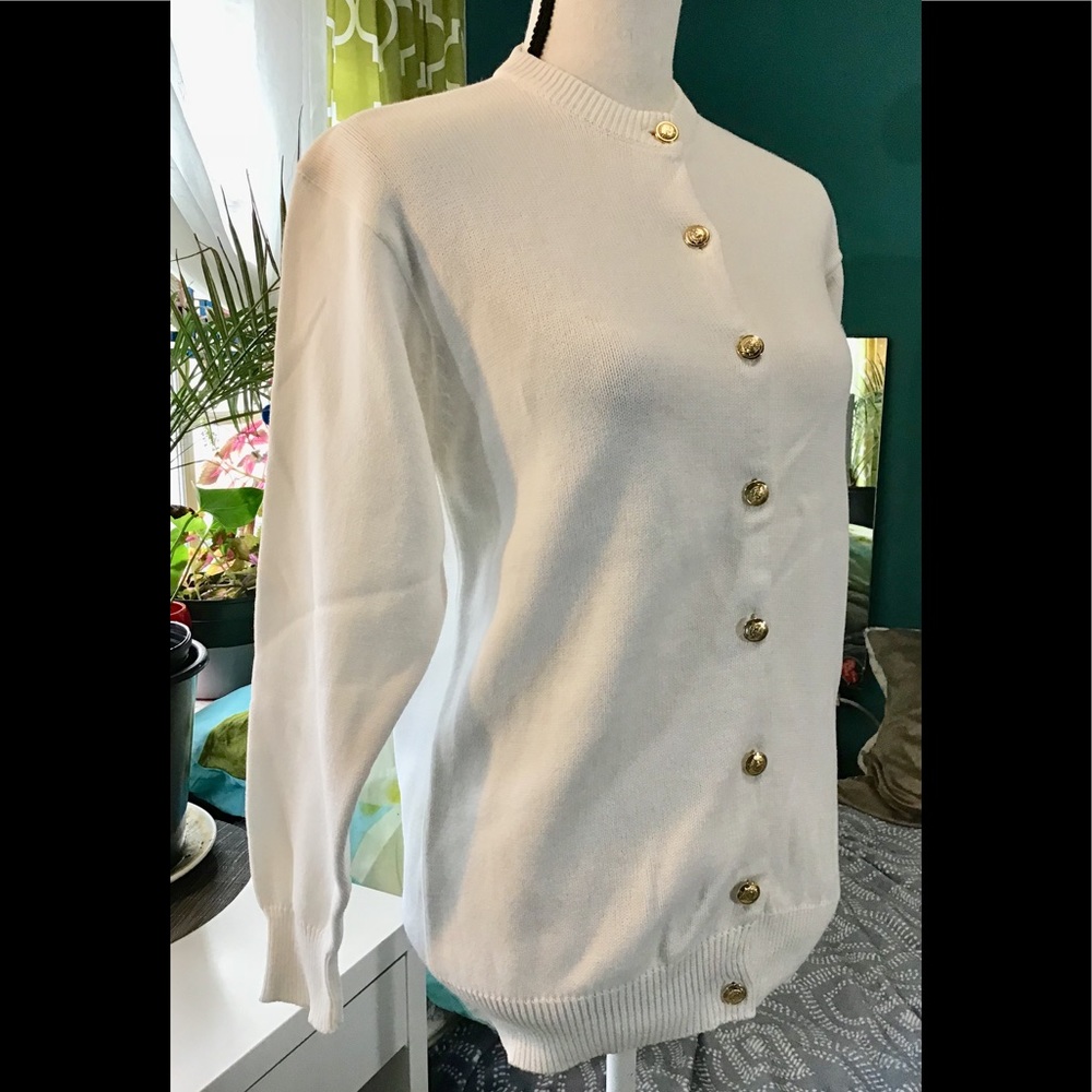 Smith’s of Bermuda white cardigan 100% cotton M